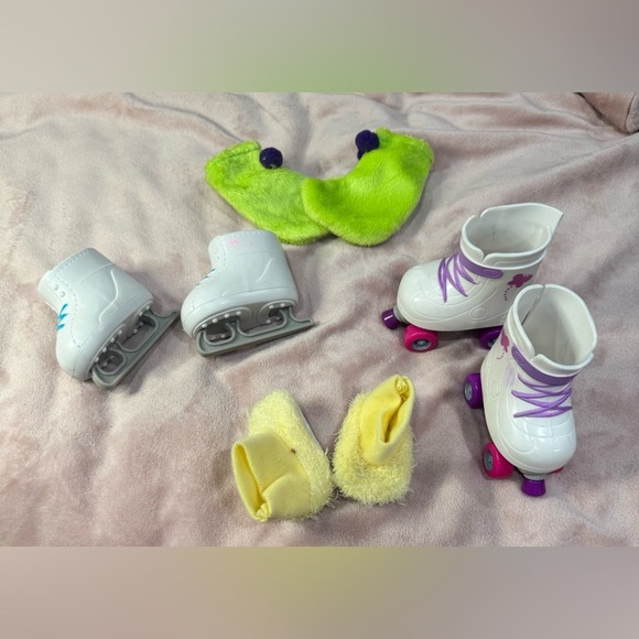 Doll Accessories​ - Picture 2 of 3